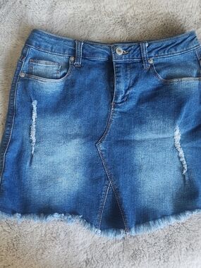 Love Tree Blue Distressed Denim Skirt